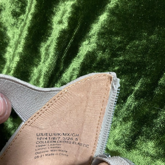 Gentle Souls NWOT Espadrille Wedge Suede Sandals Sz 10‎  Price is firm - Picture 3 of 5